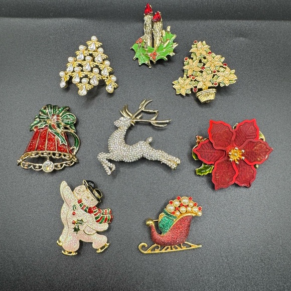 Set of 8 Crystal Faux Pearl Metal Christmas Holiday Brooch Pins Anne Klein, Cole - Picture 1 of 9